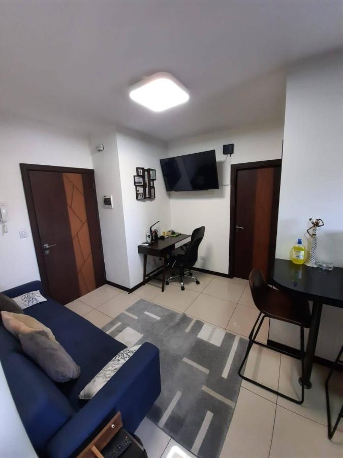 Hermoso Y Unico Apartamento Moderno, En Pleno Centro De Santa Cruz, Con Netflix Wi-Fi De 60 Mb, Estacionamiento Gratis Y Ac En Todos Los Ambientes Санта-Крус-де-ла-Сьерра Экстерьер фото